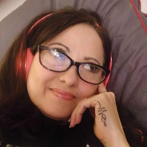 Meet your Posher, Maria - Picture 1 of 1